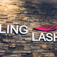 Foto tirada no(a) Bling Lash por Ashley L. em 8/11/2018