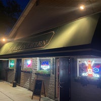 Foto scattata a The Nine-Eleven Tavern da Susie D  il 9/17/2023