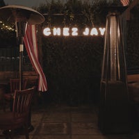 รูปภาพถ่ายที่ Chez Jay โดย Ed A. เมื่อ 7/24/2021
