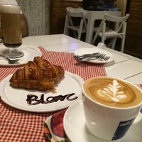 Foto tomada en Blanc Café | کافه بلان  por Ƶαняα Я. el 4/30/2016