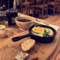 Photo taken at Le Pain Quotidien by Mohammed A. on 9/28/2019
