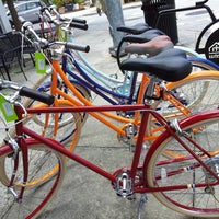 รูปภาพถ่ายที่ Decatur Bikes โดย jenniferro10 เมื่อ 7/25/2013
