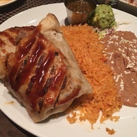 3/1/2016 tarihinde Tyrone W.ziyaretçi tarafından Luna Modern Mexican Kitchen'de çekilen fotoğraf