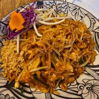 Photo taken at Zoob Zib Thai Noodle Bar by Drew W. on 9/25/2023