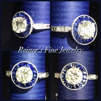 Das Foto wurde bei Reiner&amp;#39;s Fine Jewelry von Reiner&amp;#39;s Fine Jewelry am 8/8/2015 aufgenommen