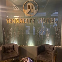Das Foto wurde bei Sennacity Hotel von bonana b. am 3/5/2020 aufgenommen