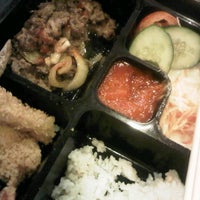 Review Hoka Hoka Bento Pondok Gede