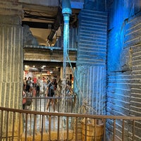 Photo taken at Artists and Fleas at Chelsea Market by Chris M. on 8/15/2022