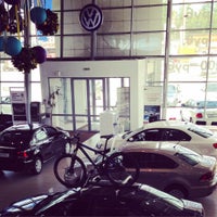 Photo taken at &amp;quot;АвтоКлаус Центр&amp;quot; Volkswagen by Alexander V. on 8/23/2015