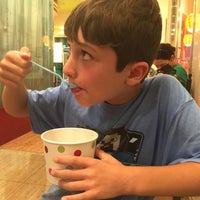 Photo taken at Yo Love Frozen Yogurt by Steve on 8/16/2015