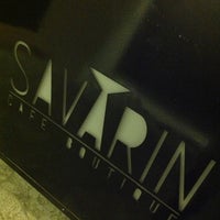 รูปภาพถ่ายที่ Savarin Café Boutique โดย Helena L. เมื่อ 7/1/2013
