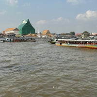 Photo taken at ท่าเรือราชินี (Rajinee Pier) N7 by Monte on 1/14/2024