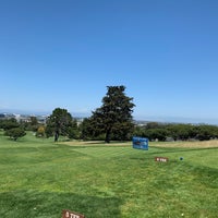 Photo taken at Peninsula Golf and Country Club by Howard C. on 6/3/2019