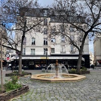 Photo taken at Place de la Contrescarpe by Johan R. on 3/25/2023