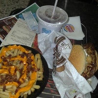 Photo taken at Burger King by Aline F. on 10/28/2012