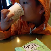 Photo taken at Angel-in-us Coffee by young woon c. on 5/5/2013