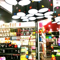Photo taken at Daiso by Vararee M. on 10/10/2012