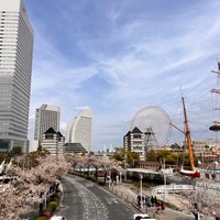 Photo taken at Moving Walkway by たまごん on 4/11/2024