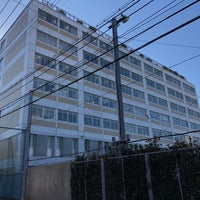 Photo taken at Kogyokisha Gakuen School by たまごん on 2/12/2020