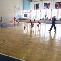 Photo taken at Bursa TOFAŞ Basketbol Okulları-Ahmet Erdem Anadolu Lisesi by Baran B. on 1/3/2015