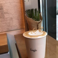 2/6/2020にروانがLogic cafe لوجك كافيةで撮った写真