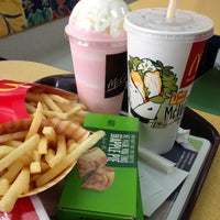 Photo taken at McDonald&amp;#39;s by Marcos C. on 4/19/2013