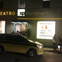 Photo taken at Teatro XP Investimentos by Marcos C. on 4/7/2019