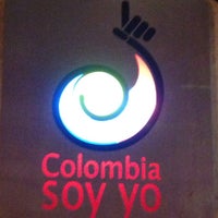 Das Foto wurde bei Café Colombia von Carlos V. am 3/20/2016 aufgenommen