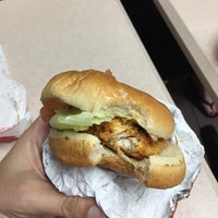 Photo taken at Wendy’s by Ofir W. on 6/30/2018