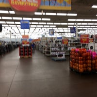 10/6/2017에 Michael H.님이 Walmart Grocery Pickup에서 찍은 사진