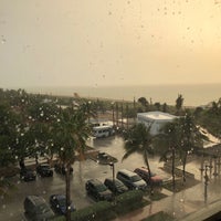 Foto diambil di The Broadmoor Miami Beach oleh Michael H. pada 6/10/2019