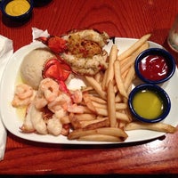 Photo taken at Red Lobster by eva m. on 3/16/2014