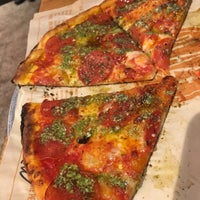 4/19/2018にAndrew C.がBlaze Pizzaで撮った写真