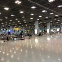 Photo taken at Domestic Baggage Claim Area by Agkarajit P. on 5/25/2019