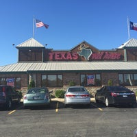 Photo taken at Texas Roadhouse by Tanya F. on 6/5/2016