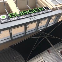 รูปภาพถ่ายที่ BurgerFi โดย Joe B. เมื่อ 7/25/2019