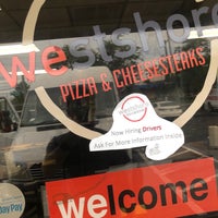 รูปภาพถ่ายที่ Westshore Pizza โดย Joe B. เมื่อ 6/13/2019