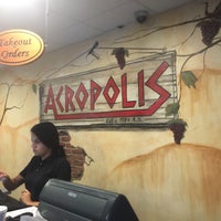 Das Foto wurde bei Acropolis Pizza von Joe B. am 9/14/2017 aufgenommen