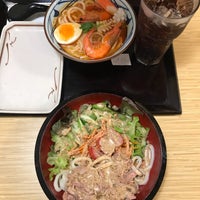 Photo taken at Marugame Seimen (มารุกาเมะ เซเมง) 丸亀製麺 by Khunmhp on 3/6/2018