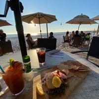 Foto tirada no(a) The Sandbar Restaurant por Michael S. em 10/28/2022