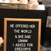 Foto diambil di Gregorys Coffee oleh John M. pada 10/15/2019