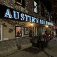 11/23/2021 tarihinde Sandy C.ziyaretçi tarafından Austin&amp;#39;s Ale House'de çekilen fotoğraf