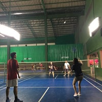 Photo taken at P P Badminton by ต๊อดติ พ. on 5/30/2018