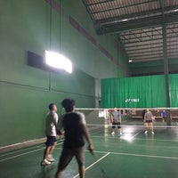 Photo taken at P P Badminton by ต๊อดติ พ. on 3/4/2017