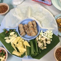 Photo taken at อรทัย อาหารเวียดนาม by ต๊อดติ พ. on 10/15/2017