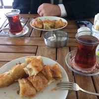 รูปภาพถ่ายที่ Asli Börek Kartal Adliye โดย İbrahim Y. เมื่อ 2/11/2017