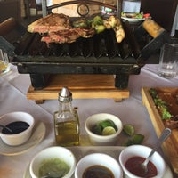 Das Foto wurde bei Terrazza Argentina - Restaurante von Mariano R. am 6/24/2015 aufgenommen