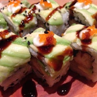 Photo taken at Hi Sushi by Jolyon R. on 5/2/2013