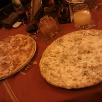 Photo taken at Pizzeria Einstein by Hanz W. on 10/16/2012