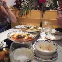 Photo taken at Peking Palace Restaurant by Nic B. on 10/9/2015
